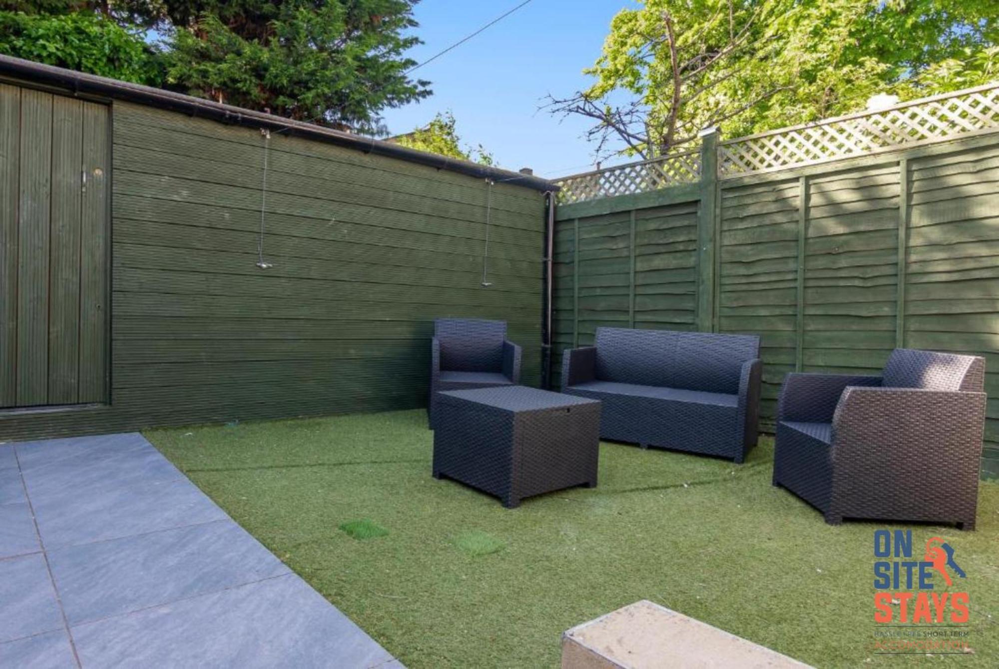 Onsitestays - Tranquil 2 Bedroom Apartment With Large Kitchen, Private Garden Near Wimbledon Station London Luaran gambar